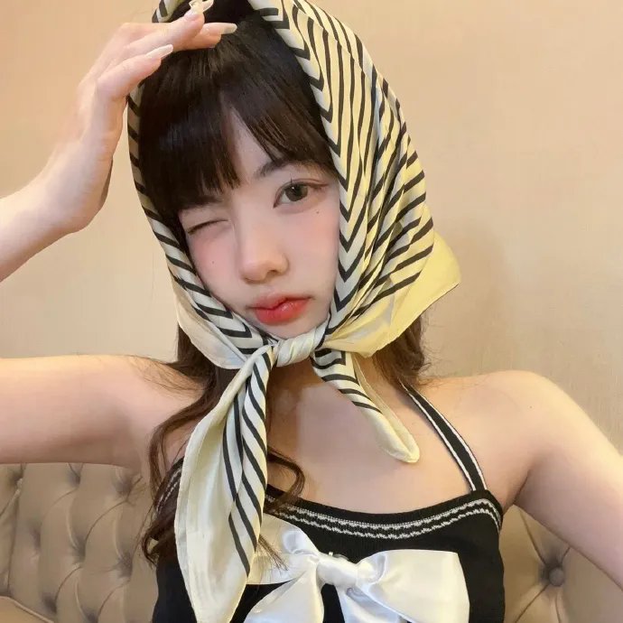 女煞星对九命客